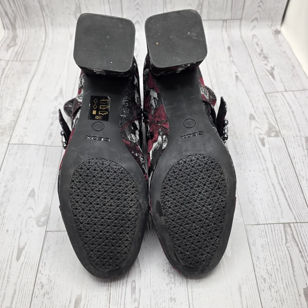 Geox Red and Black Floral Ankle Boots - Respira Technology 37.5/US7/7.5‎